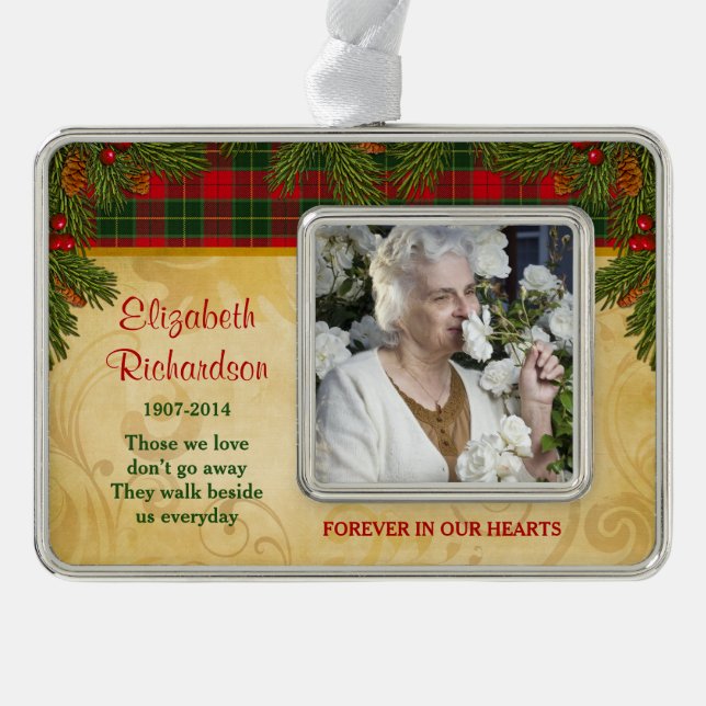 Memorial Foto Template Weihnachten Tartan Pine Rahmen-Ornament Silber (Vorderseite)