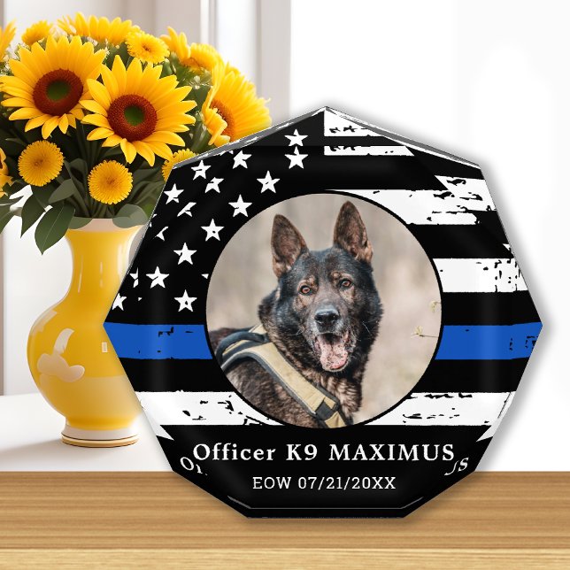 Memorial für den Polizeihund der Thin Blue Line K9 Fotoblock (Von Creator hochgeladen)