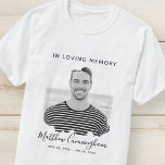 Memorial zum Thema Erinnerung für benutzerdefinier T-Shirt<br><div class="desc">Dieses einfache und klassische Design besteht aus Serifentypografie und fügt ein benutzerdefiniertes Foto hinzu.</div>