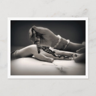 Mendhi Hand Henna in Sepia Tone Postkarte