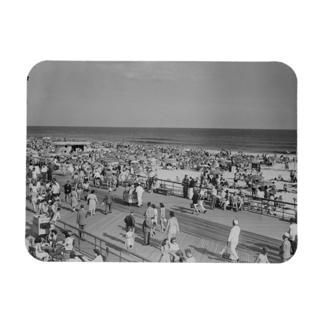 Menge am Strand Magnet (Horizontal)