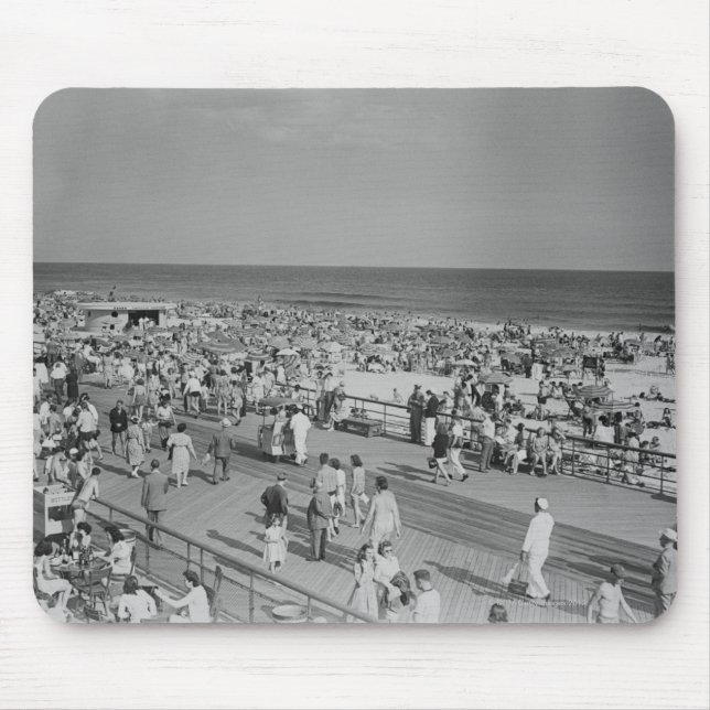 Menge am Strand Mousepad (Vorne)