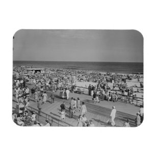 Menge auf Strand Magnet