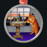 menorah cat.jpg silbernes ornament<br><div class="desc">Nicht gerade für Chanukah mehr - dieser hübsche Ingwer beleuchtet die Kerzen,  weil ein großes Wunder hier geschah!</div>