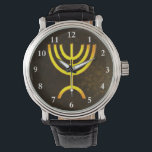 Menorah Flame Armbanduhr<br><div class="desc">Eine digitale Darstellung der jüdischen siebenverzweigten Menorah (Hebräisch: מְ נ וֹ רָ ). Die siebenverzweigte Menorah, die im tragbaren Set von Moses in der Wildnis und später im Tempel in Jerusalem verwendet wird, ist seit der Antike ein Symbol des Judentums und das Emblem des modernen Staat Israel. Der Kohanim zündete...</div>