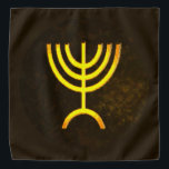 Menorah Flame Halstuch<br><div class="desc">Eine digitale Darstellung der jüdischen siebenverzweigten Menorah (Hebräisch: מְ נ וֹ רָ ). Die siebenverzweigte Menorah, die im tragbaren Set von Moses in der Wildnis und später im Tempel in Jerusalem verwendet wird, ist seit der Antike ein Symbol des Judentums und das Emblem des modernen Staat Israel. Der Kohanim zündete...</div>
