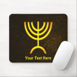 Menorah Flame Mousepad<br><div class="desc">Eine digitale Darstellung der jüdischen siebenverzweigten Menorah (Hebräisch: מְ נ וֹ רָ ). Passen Sie Ihren eigenen Text an. Die siebenverzweigte Menorah, die im tragbaren Set von Moses in der Wildnis und später im Tempel in Jerusalem verwendet wird, ist seit der Antike ein Symbol des Judentums und das Emblem des...</div>