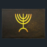 Menorah Flame Tischset<br><div class="desc">Eine digitale Darstellung der jüdischen siebenverzweigten Menorah (Hebräisch: מְ נ וֹ רָ ). Die siebenverzweigte Menorah, die im tragbaren Set von Moses in der Wildnis und später im Tempel in Jerusalem verwendet wird, ist seit der Antike ein Symbol des Judentums und das Emblem des modernen Staat Israel. Der Kohanim zündete...</div>