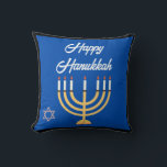 MENORAH HAPPY HANUKKAH CARD KISSEN<br><div class="desc">Eine wunderschöne Hanukkah-Karte mit Menorah und Happy Hanukkah Gruß auf Abdeckung mit Custom Hanukkah Nachricht innen.</div>