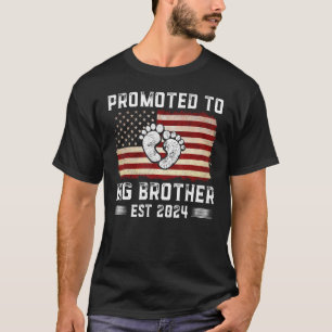 Mens befördert zum großen Bruder 2024 zum ersten M T-Shirt