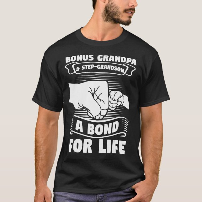 Mens Bonus Opa & Step Grandson Bonus Großbuchstabe T-Shirt (Vorderseite)