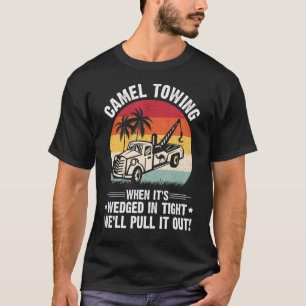 Mens Camel-Schlepptau, wenn es in Schach eingekeil T-Shirt