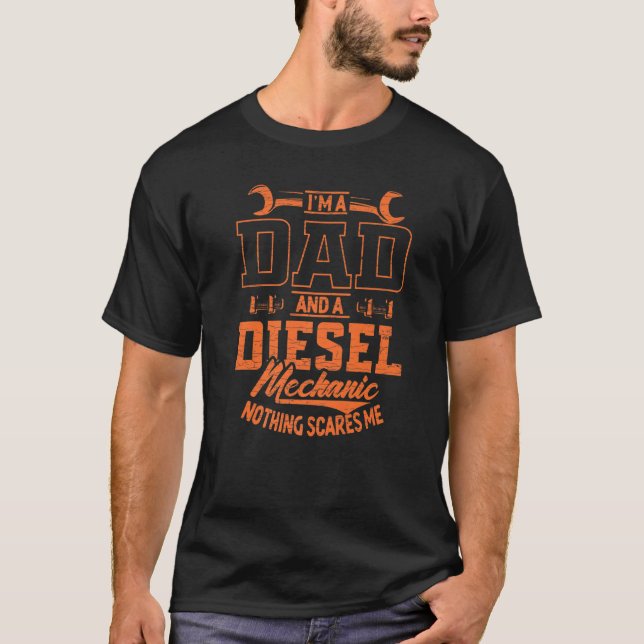Mens Diesel Mechanischer Vater T-Shirt (Vorderseite)