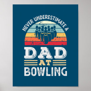 Mens Funny Vater im Bowling Vaters Day Mens Poster