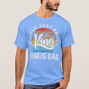 Mens-Geschenk für Vatertag Bonus Vater Ein Titel n T-Shirt