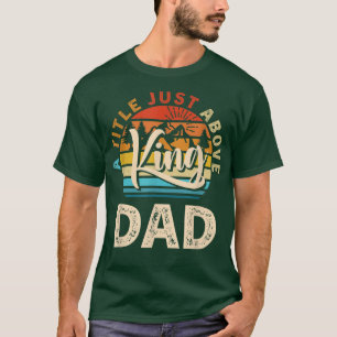 Mens-Geschenk für Vatertag Vater ein Titel gerade  T-Shirt