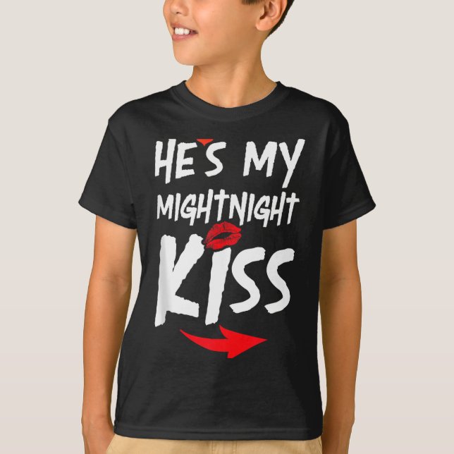 Mens He's My Midnight Kiss Happy New Year Matching T-Shirt (Vorderseite)