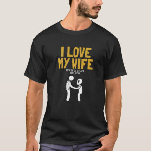 Mens I Liebe Meine Ehefrau jagen Außerirdischen UF T-Shirt