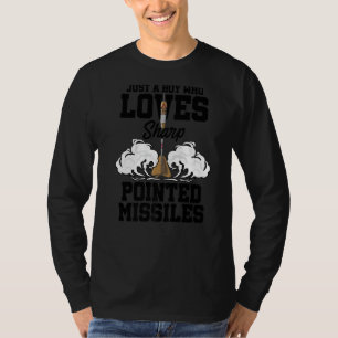 Mens just a Junge, der Lieben scharfe gepunktete R T-Shirt