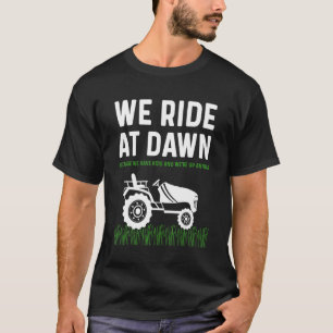 Mens Lawn Mower Vater fahren wir bei Morgenmähen V T-Shirt