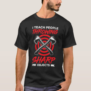 Mens lehre ich Menschen, die scharfe Objekte in de T-Shirt