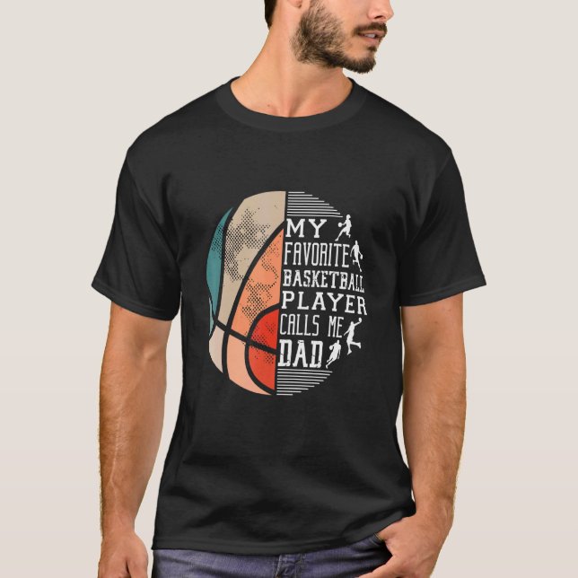 Mens Mein Lieblings-Basketball-Spieler nennt mich  T-Shirt (Vorderseite)