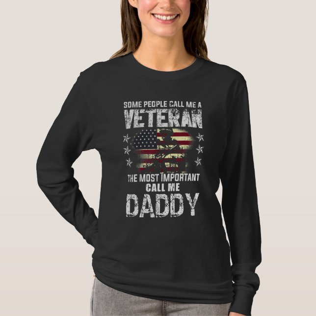 Mens Most Important Call Daddy American Proud Vete T-Shirt (Vorderseite)