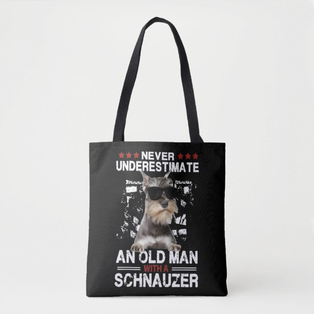 Mens Never Underestimate An Old Man With A Schnauz (Vorderseite)