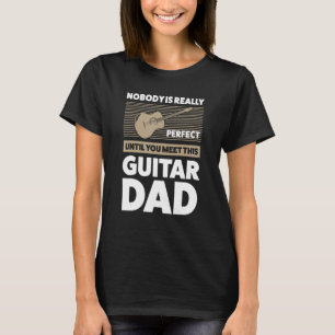 Mens nobody ist perfekt Gitarrist Gitarre Saite in T-Shirt
