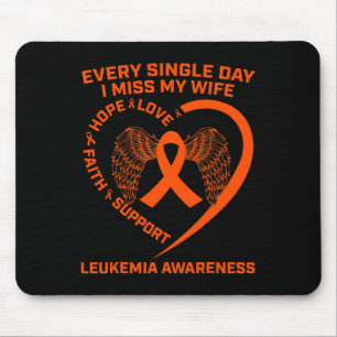 Mens Orange Ribbon Herzleukämie Bewusstsein bei Me Mousepad