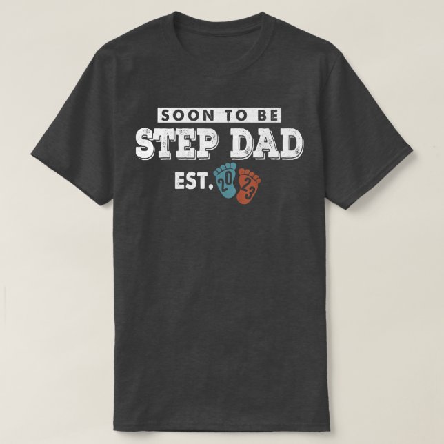 Mens Promoted to StepDad est 2023 Schwangerschaft  T-Shirt (Design vorne)