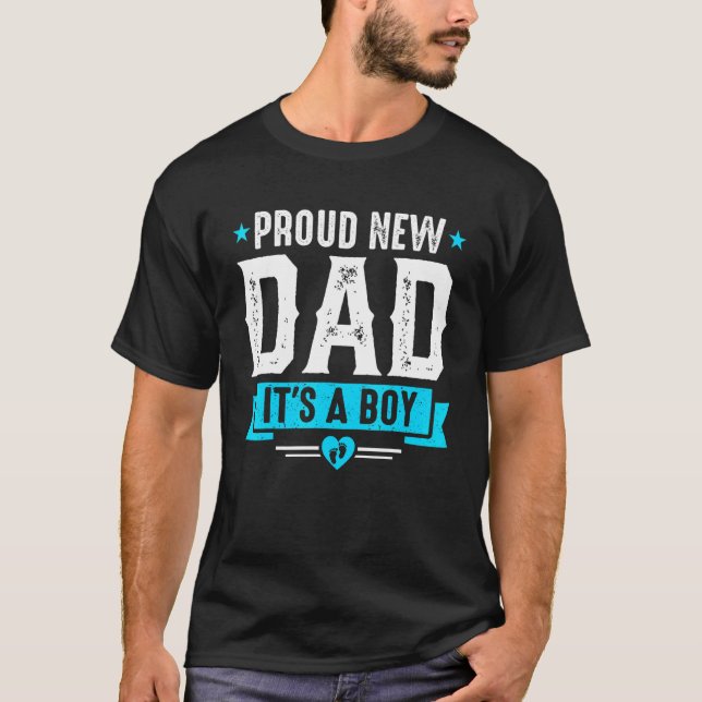 Mens Proud New Dad Es ist eine Baby-Ankündigung T-Shirt (Vorderseite)