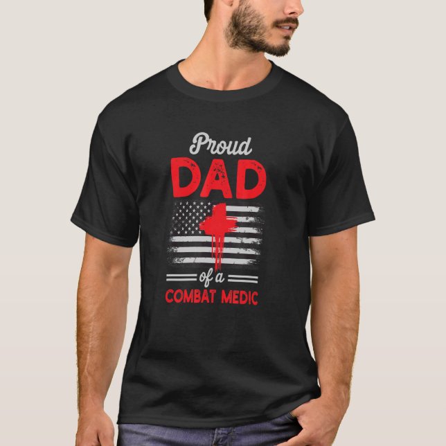 Mens Stolz Vater einer bemannten medizinischen Fah T-Shirt (Vorderseite)