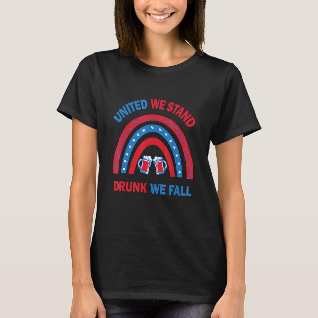 Mens United We Stand Betrunken We Fall Funny Patri T-Shirt (Vorderseite)