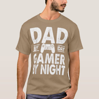Mens Vater by Day Gamer by Night Video Games Lover T-Shirt