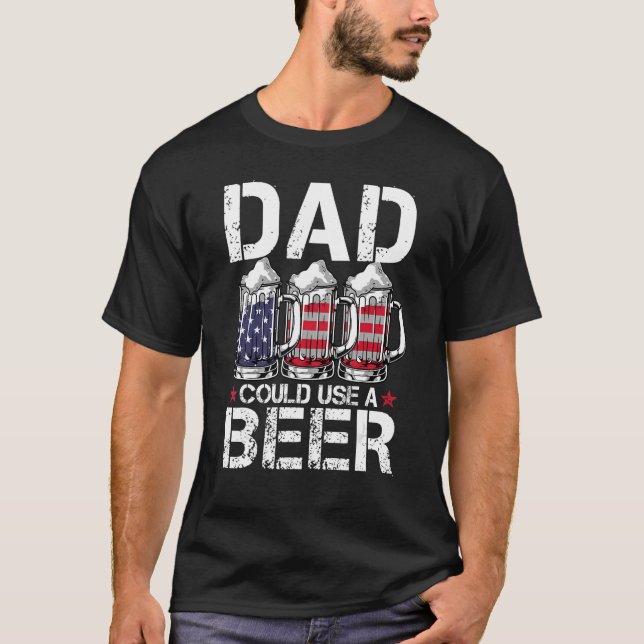 Mens Vater könnte Bierflagge benutzen 4. Juli T-Shirt (Vorderseite)