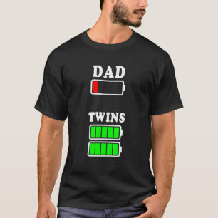 Mens Vater Low Battery Twins Full Charge Fathers D T-Shirt