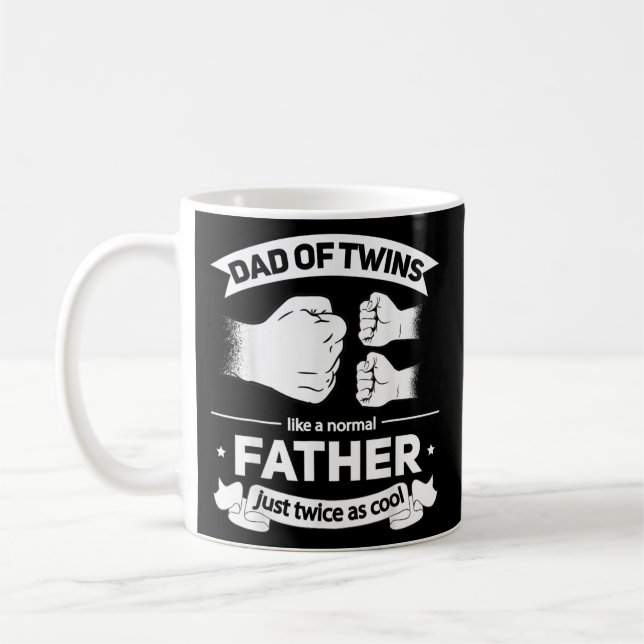 Mens Vater von Twins 2022 Vater doppelt so cool Zw Kaffeetasse (Links)