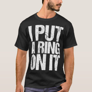 Mens Verlobung gibt ihm Verlobten zukünftigen Ehem T-Shirt