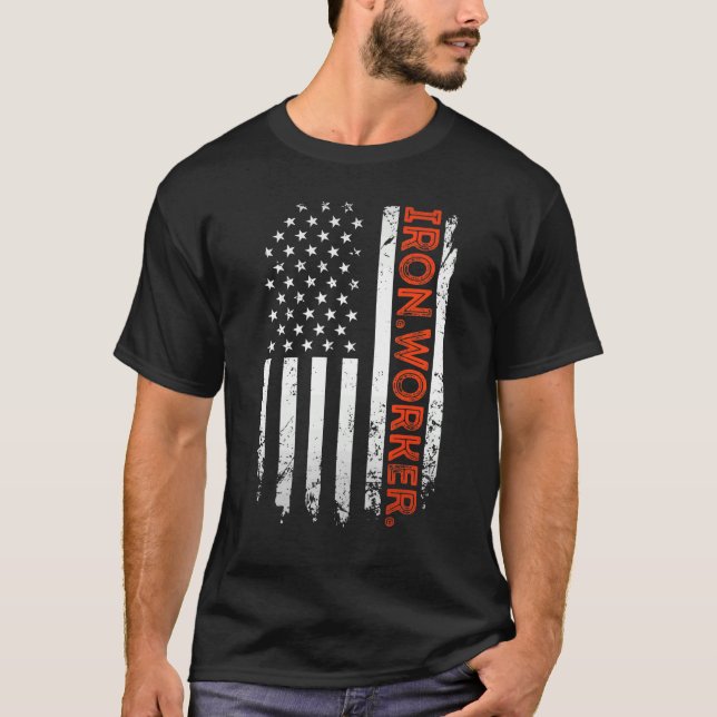 Mens Vintage Ironworker Amerikanische Flaggeneisen T-Shirt (Vorderseite)