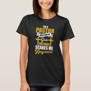 Mens Youth Preacher Ich bin Pastor Nothing Scares T-Shirt