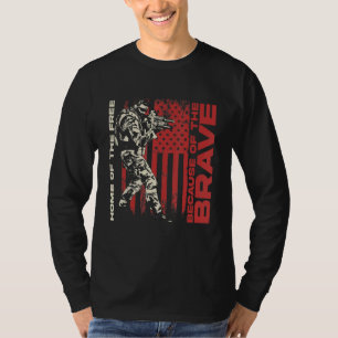 Mens Zuhause des Freie wegen der tapferen US-Fla T-Shirt