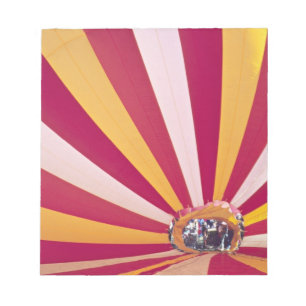 Menschen, die einen Heißluftballon, Fort Collins, Notizblock