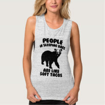 Menschen, die schlafende Taschen Camping Spaß