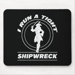 Menschen führen ein straffes Schiffswrack karibisc Mousepad