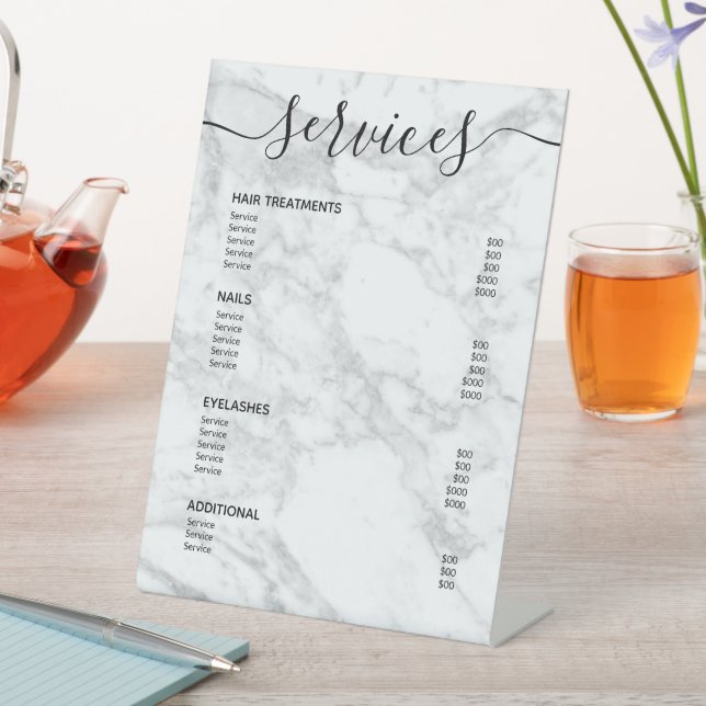 Menü "Modern White Marble Salon Price List" Sockelschild (In Situ)