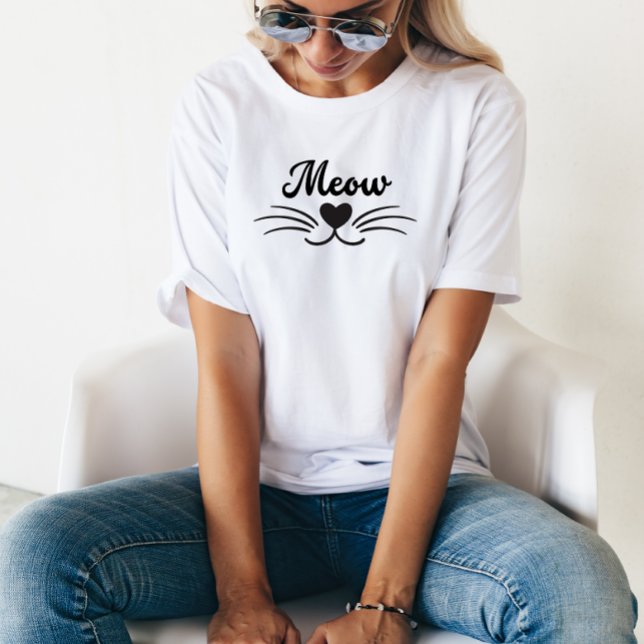 Meow Cat Mustache Nose Herz Funny Minimalistisch T-Shirt (Von Creator hochgeladen)