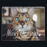 Meowy Christmas Cat Foto Kalender<br><div class="desc">"Meowy Christmas" mit Pfoten über dem vollen Foto und individuellen Fotos für jeden Monat und auf der Rückseite</div>
