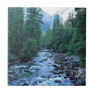 Merced River by Happy Isles, Yosemite, CA Fliese