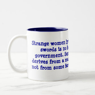 Merkwürdiges Frauen lyin in Teiche distributin Zweifarbige Tasse